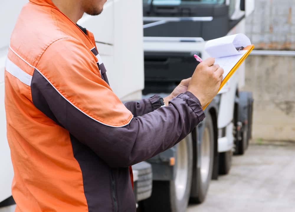 Fleet manager records steps in a fleet driver safety program